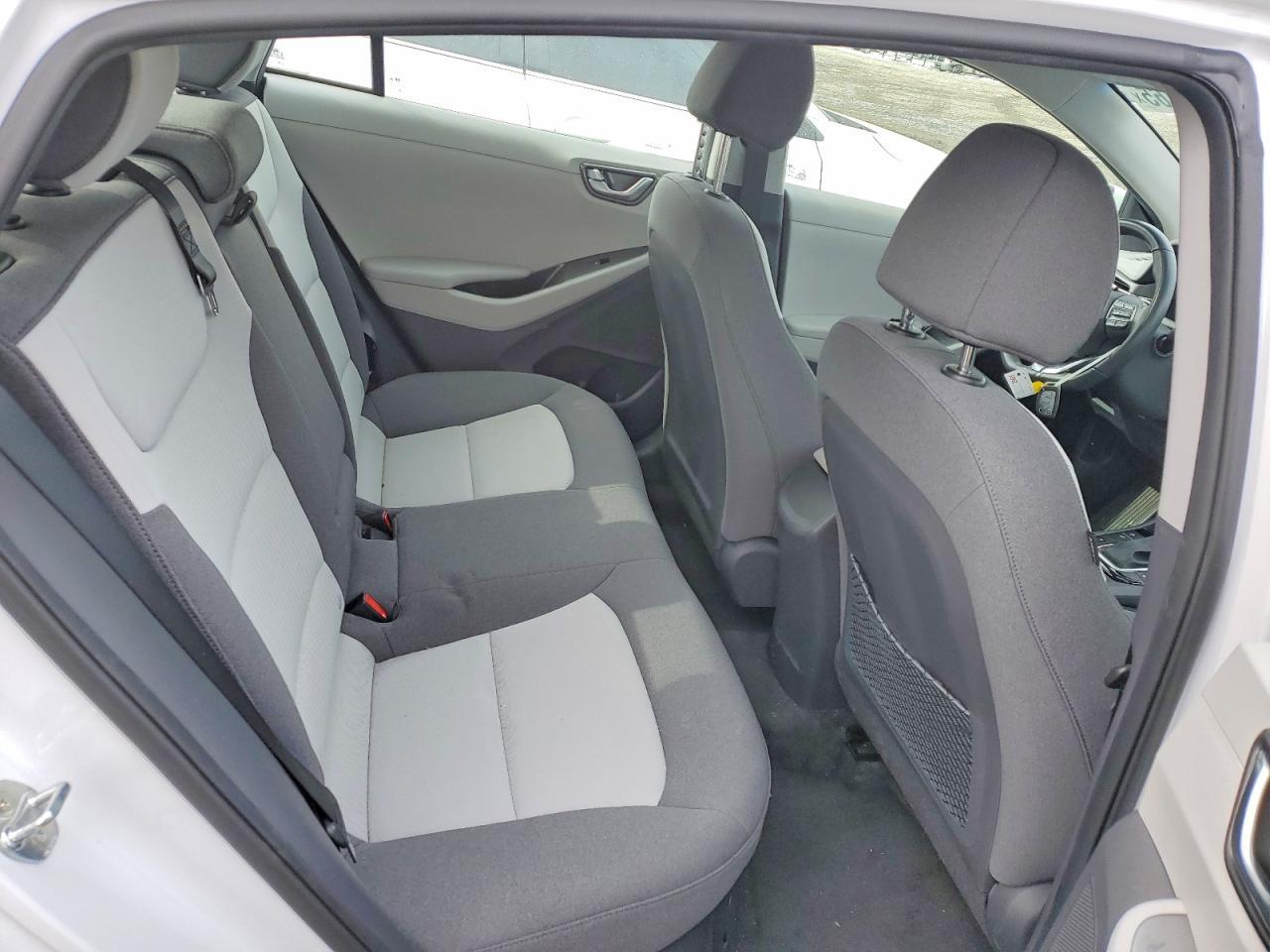 2020 Hyundai Ioniq Hybrid sel