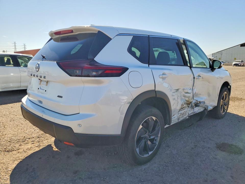 2025 Nissan Rogue sv