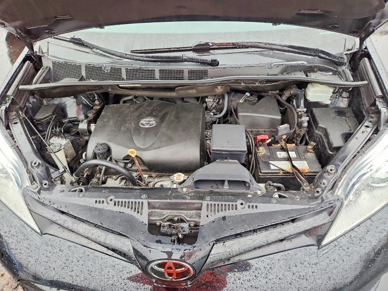2020 Toyota Sienna l 7-passenger