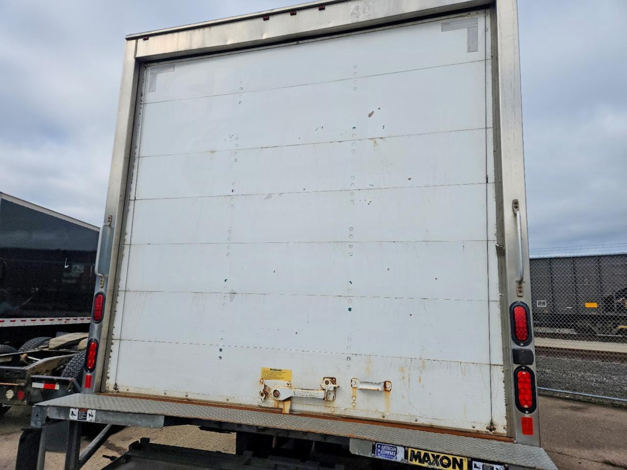 2019 Isuzu NPR XD BOX Truck