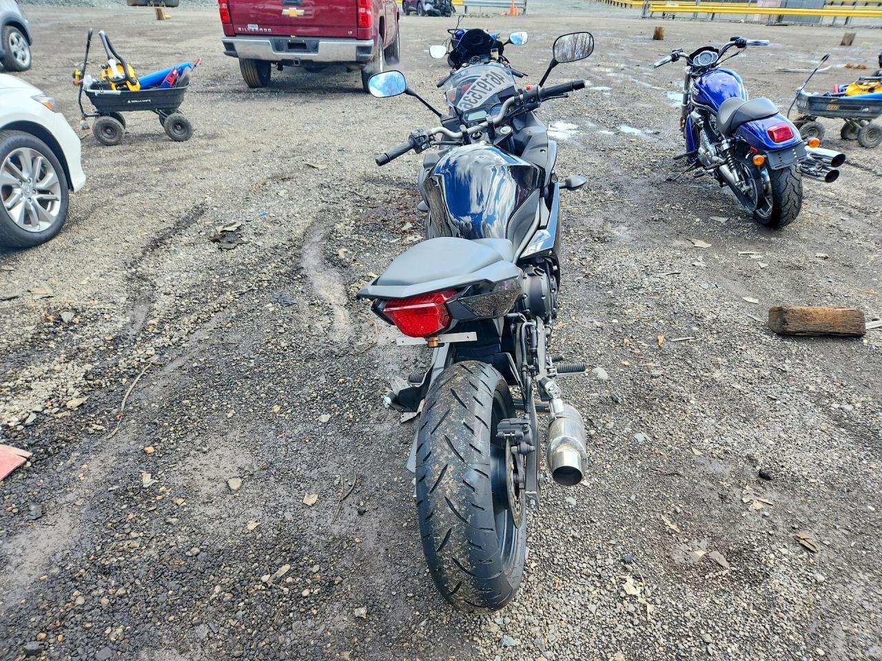 2009 Yamaha FZ6 R