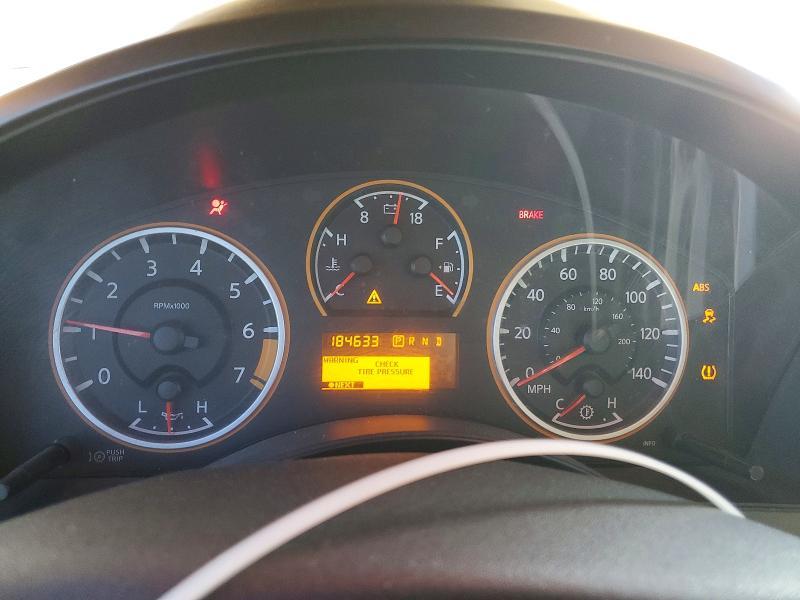 2015 Nissan Titan SV