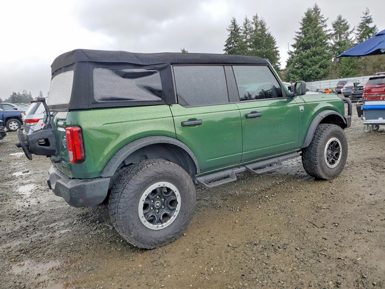 2023 Ford Bronco Base
