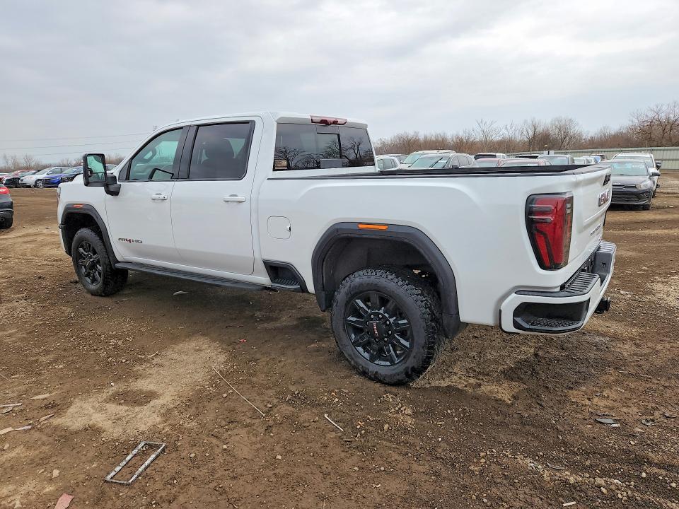 2025 GMC Sierra K2500 AT4