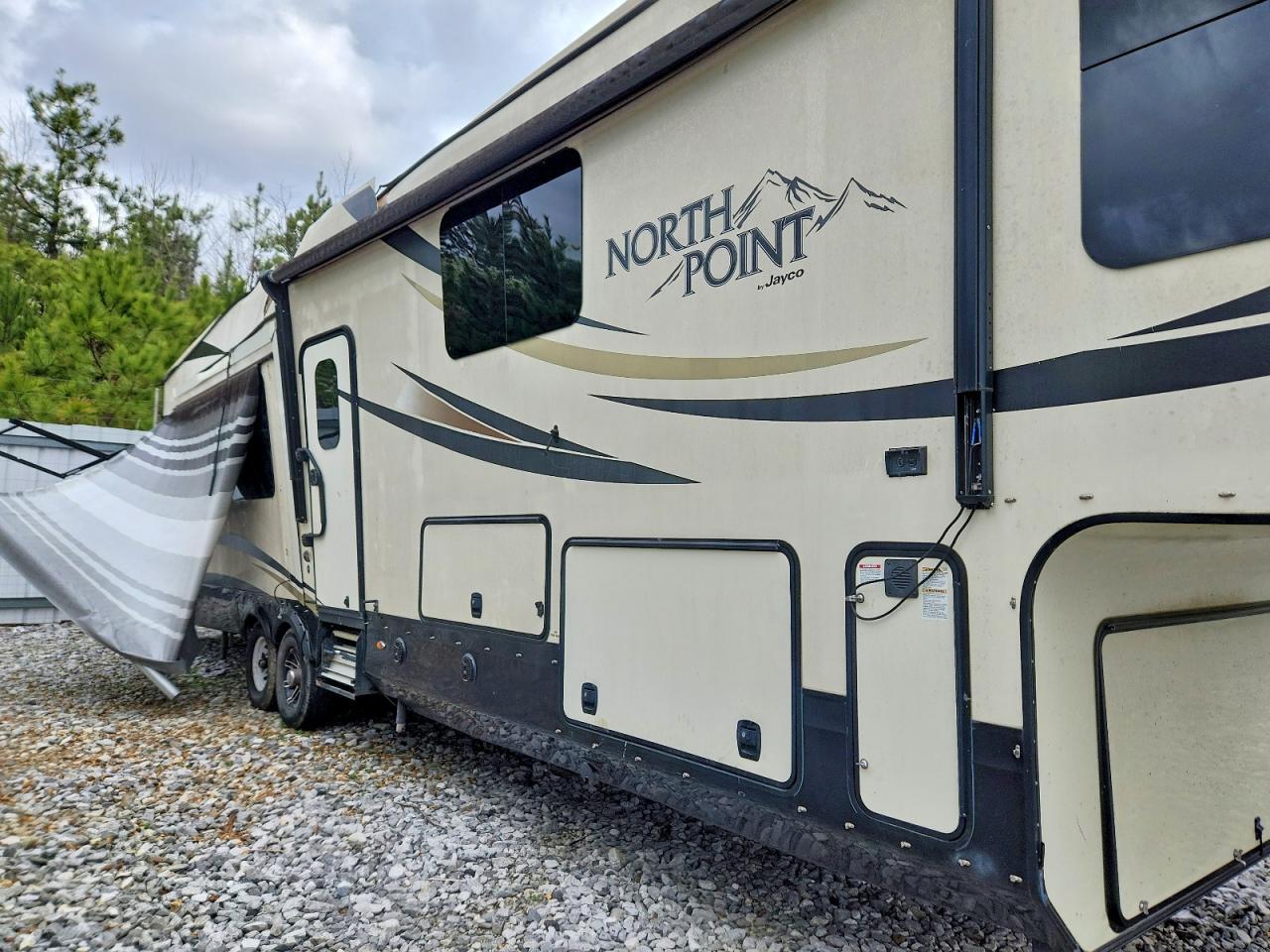 2016 Jayco Travel Trailer