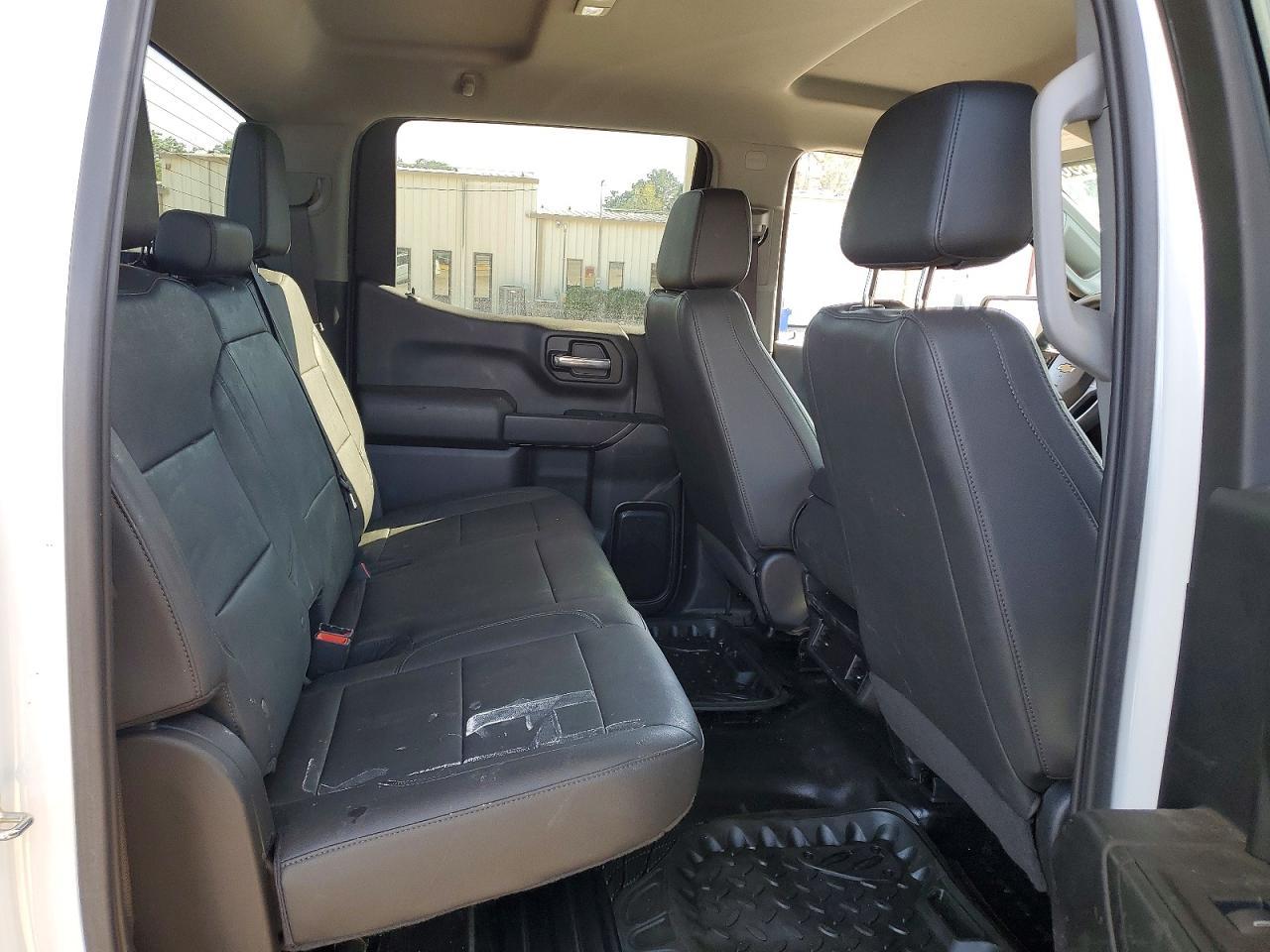 2023 Chevrolet Silverado C1500