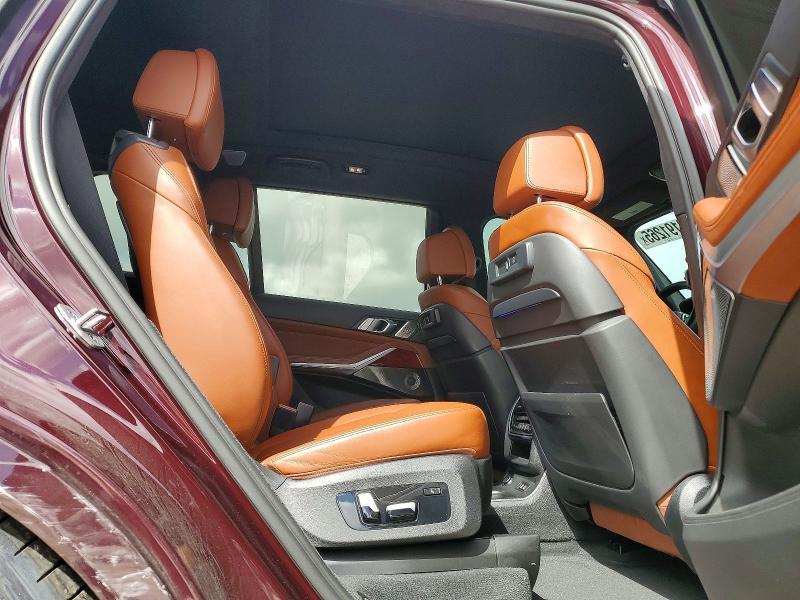 2021 BMW X7 Alpina XB7