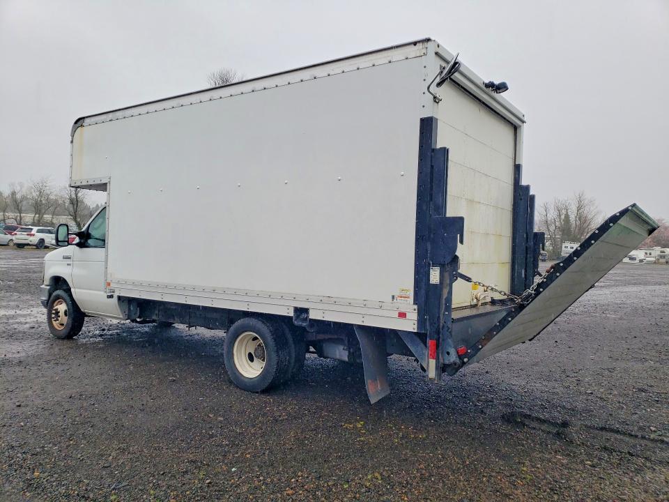 2012 Ford E350 BOX Truck