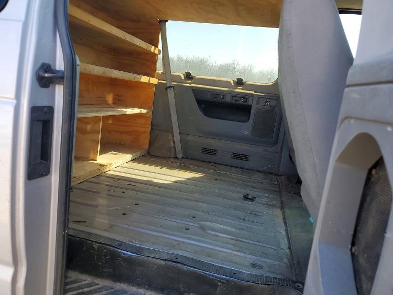 2013 Ford Econoline E350 Super Duty Wagon