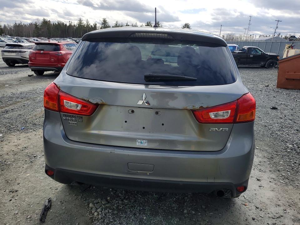 2015 Mitsubishi Rvr se