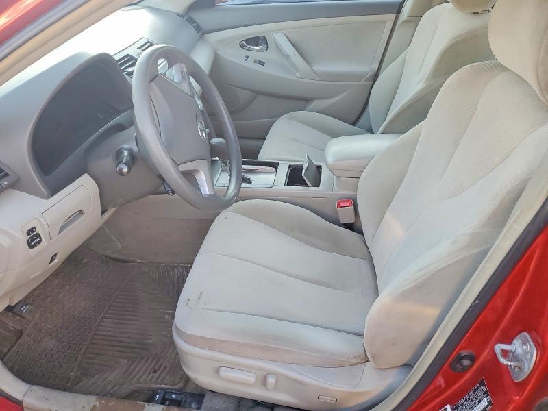 2010 Toyota Camry le