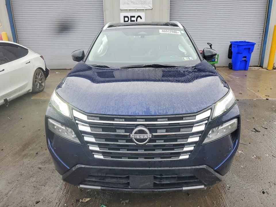 2024 Nissan Rogue Platinum