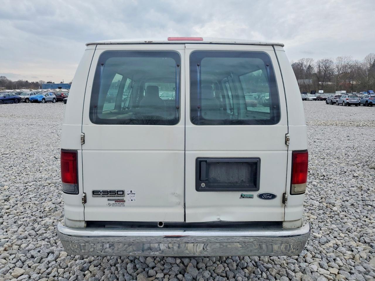 2010 Ford Econoline E350 Super Duty Wagon