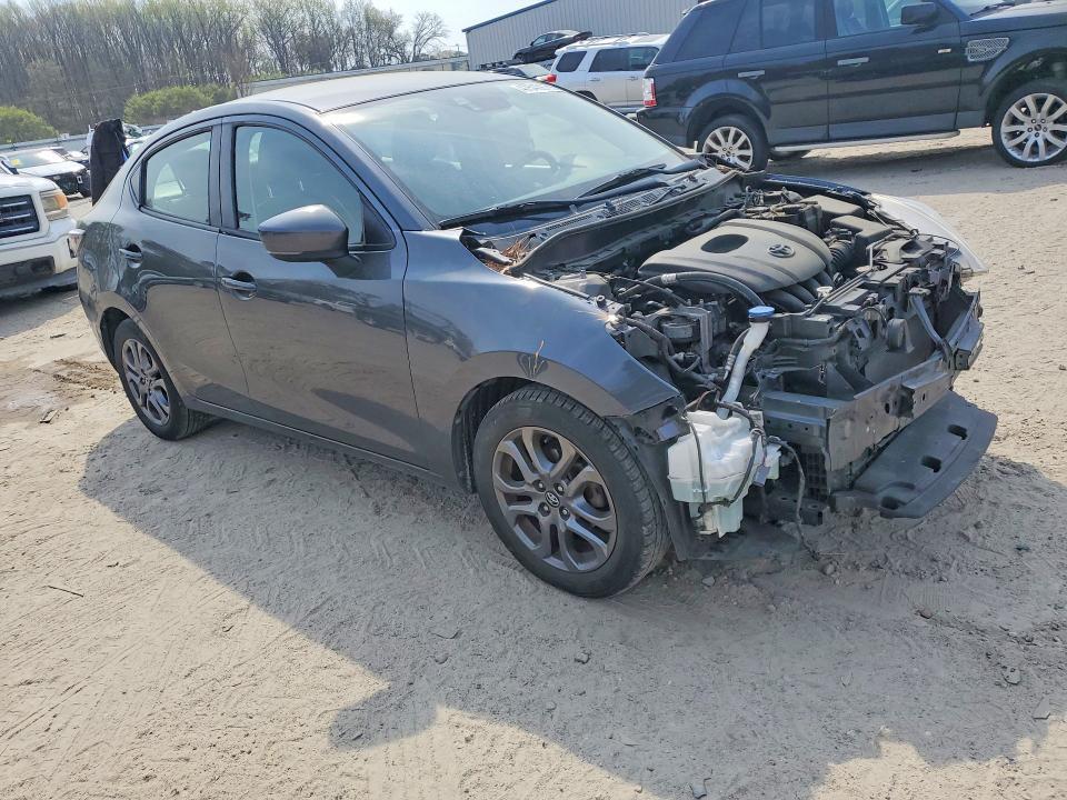 2019 Toyota Yaris xle