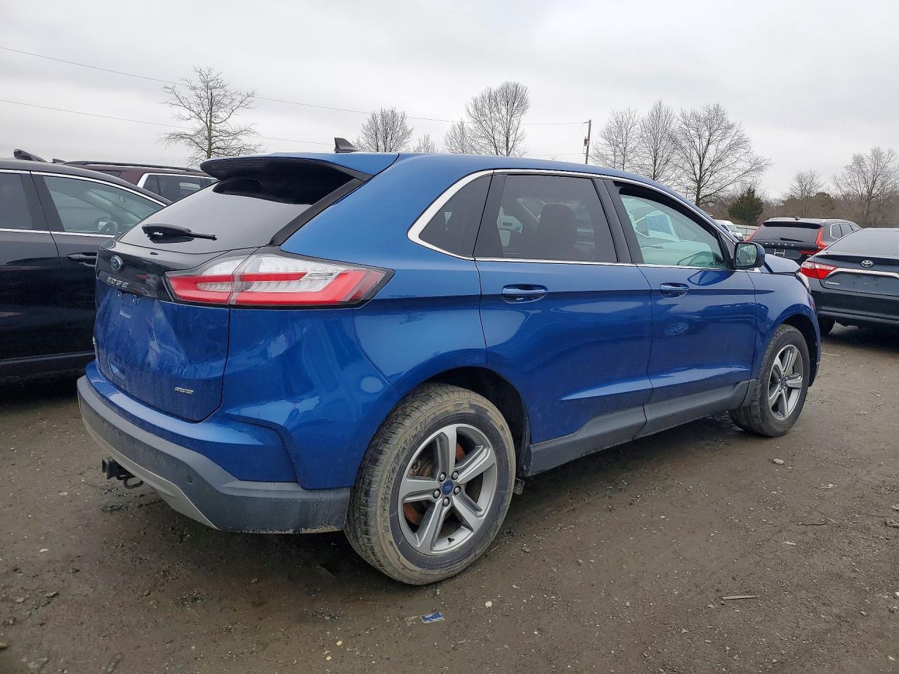 2022 Ford Edge sel
