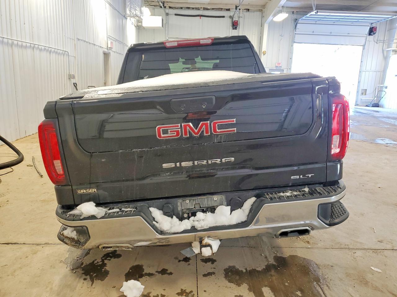 2022 GMC Sierra K1500 SLT