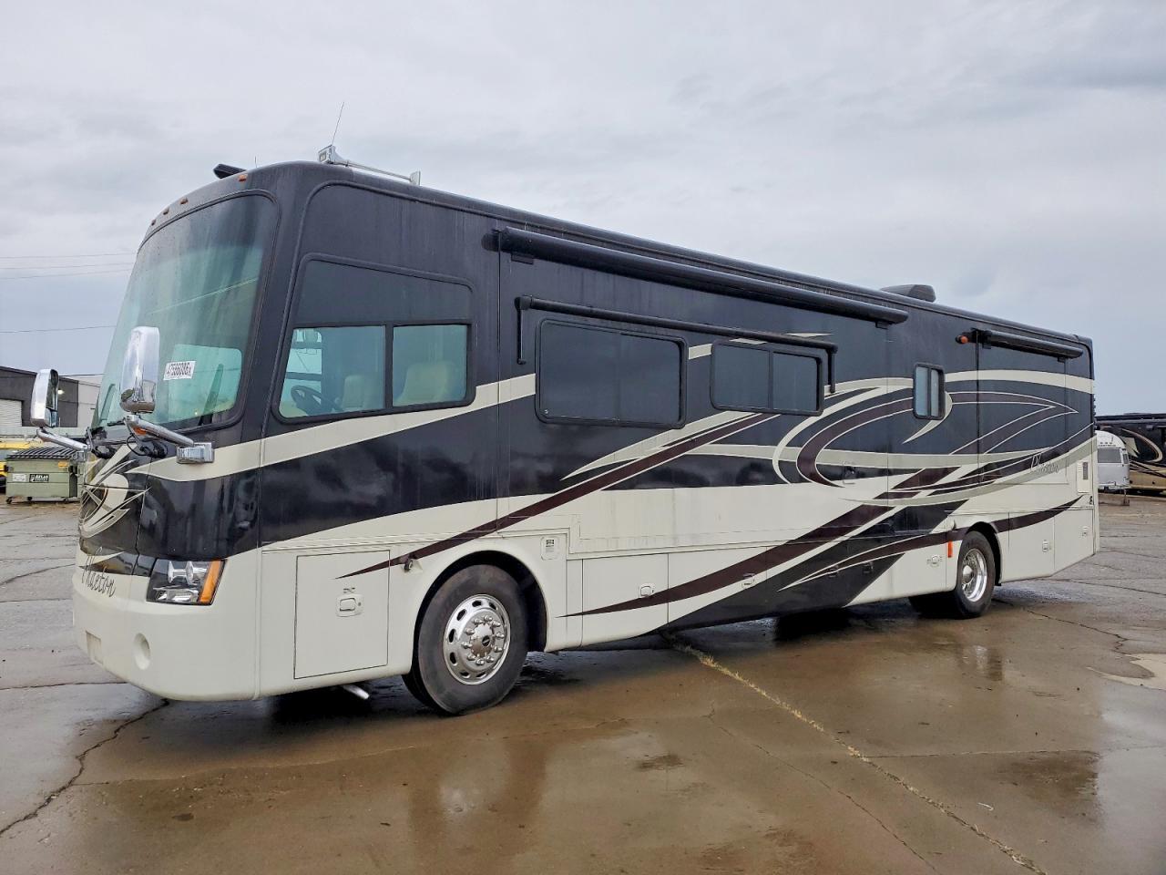 2009 Freightliner Chassis XC