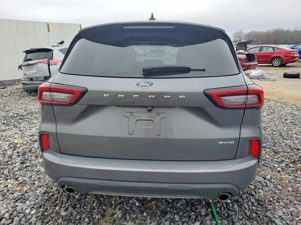 2024 Ford Escape st Line