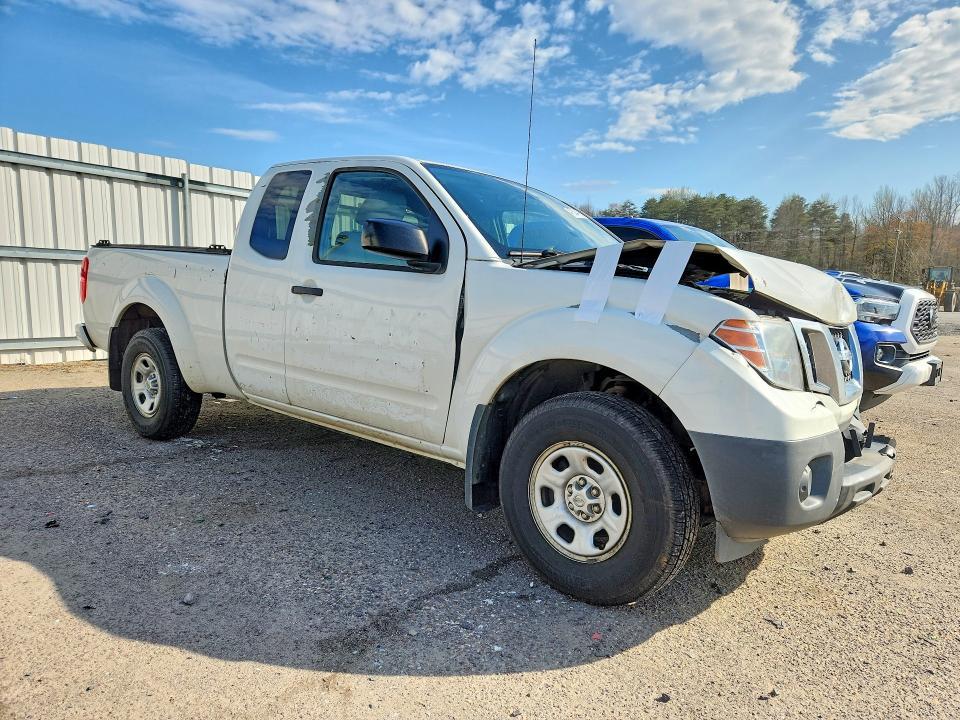 2017 Nissan Frontier S