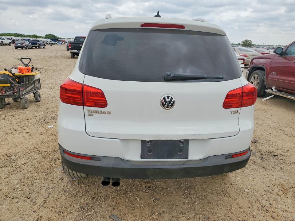 2016 Volkswagen Tiguan s