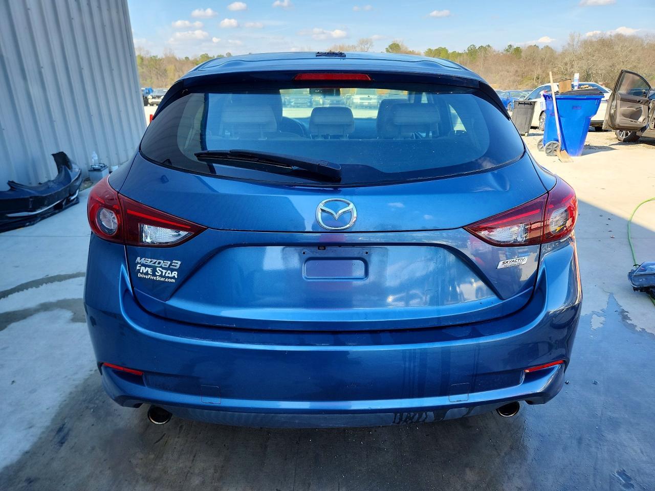 2018 Mazda 3 Sport