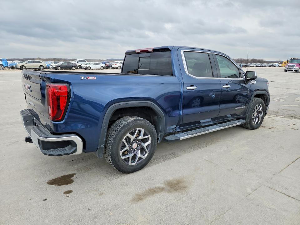 2023 GMC Sierra K1500 SLT