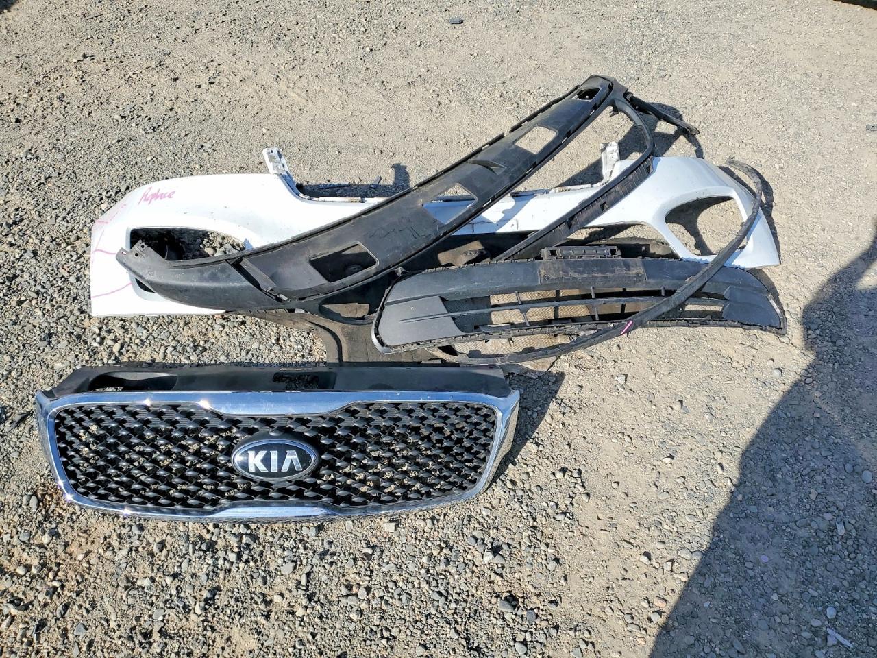 2017 KIA Sorento lx V6