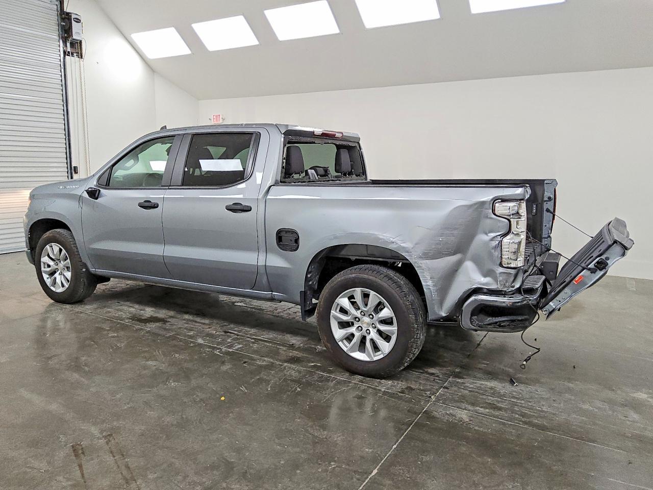 2025 Chevrolet Silverado C1500 Custom