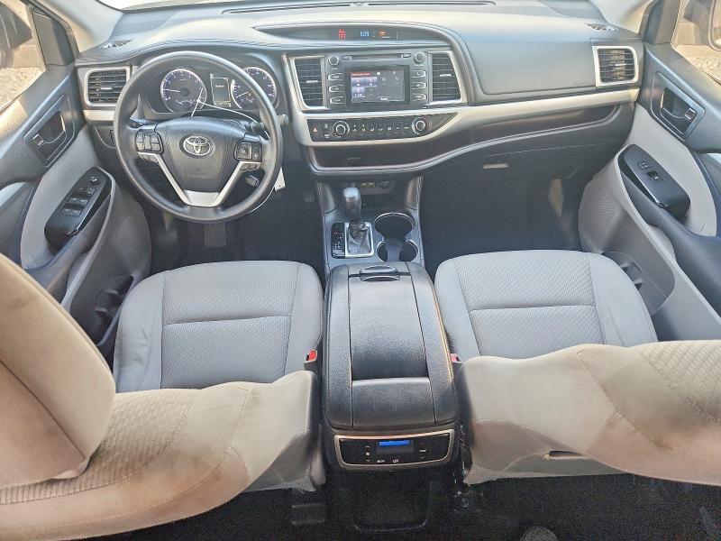 2019 Toyota Highlander le