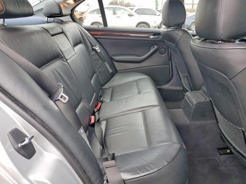 2002 BMW 330 xi