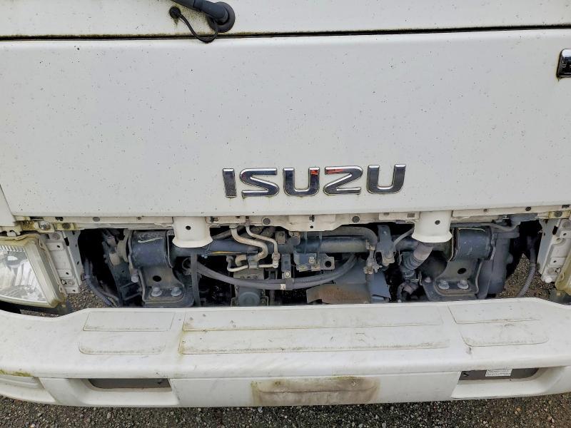 2018 Isuzu NRR
