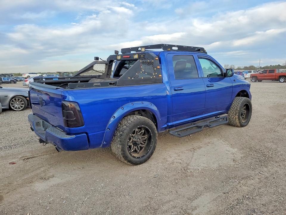 2016 Dodge RAM 1500 Sport