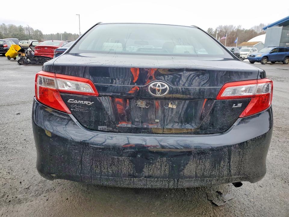 2012 Toyota Camry le