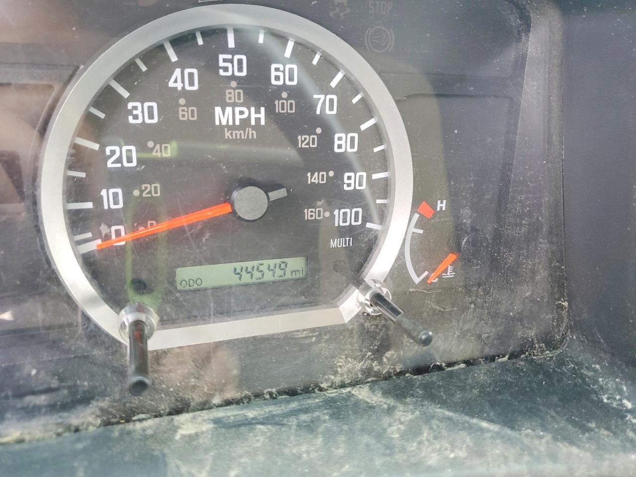 2024 Isuzu NPR XD BOX Truck