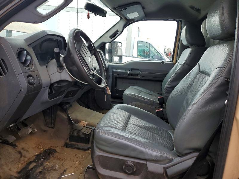 2016 Ford F350 Super Duty Flatbed Truck