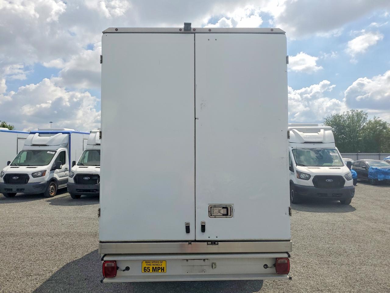 2020 Ford Transit Delivery Truck