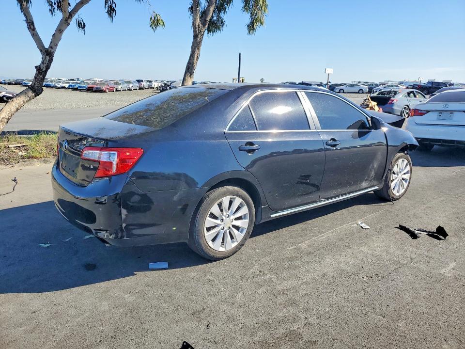 2013 Toyota Camry le