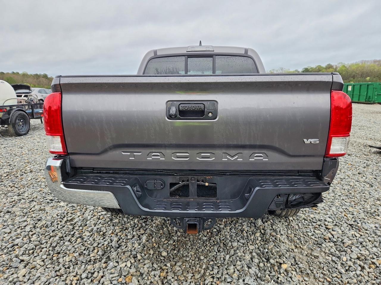 2017 Toyota Tacoma SR5 V6