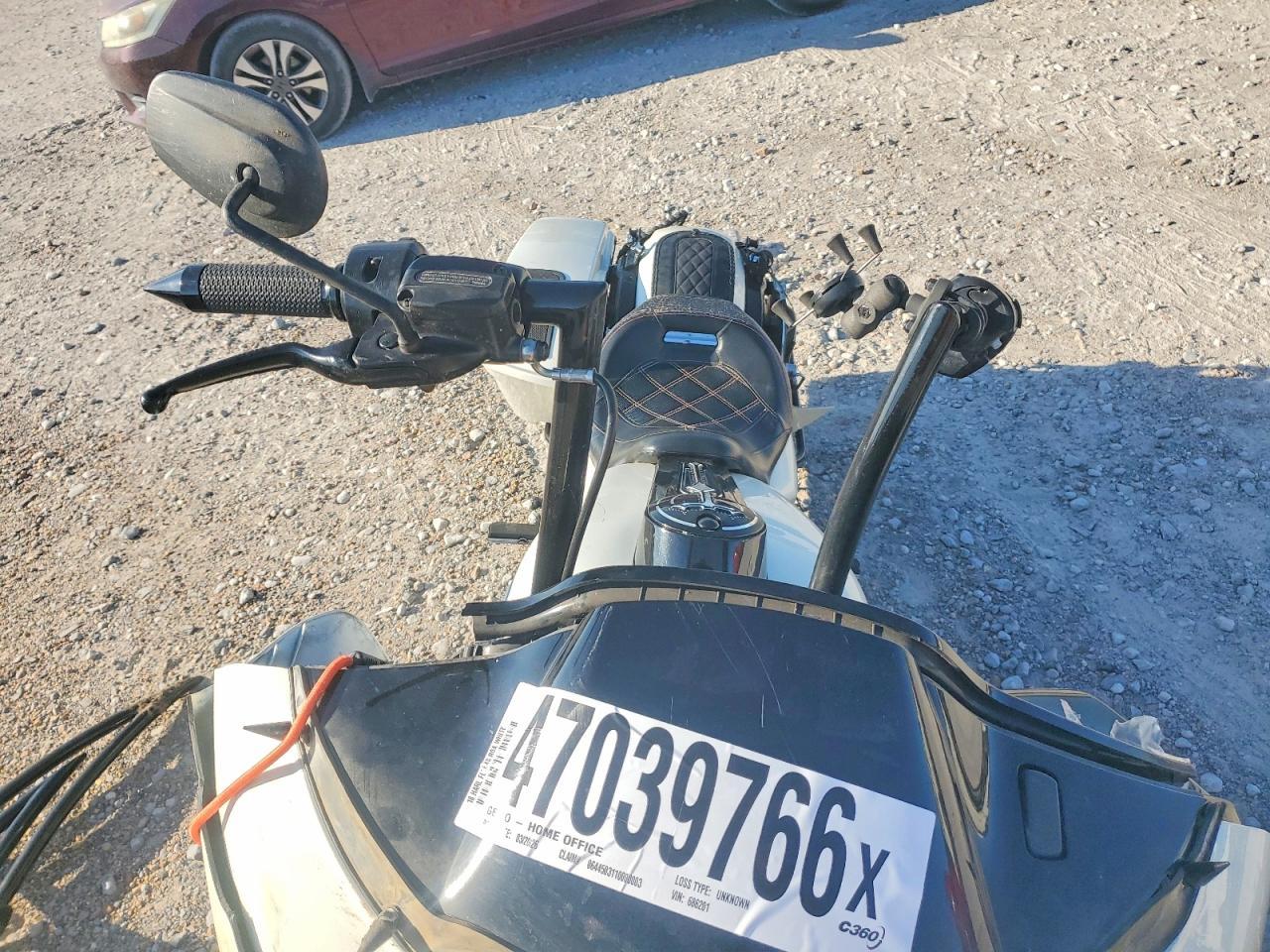 2018 Harley-Davidson Fltrxs Road Glide Special