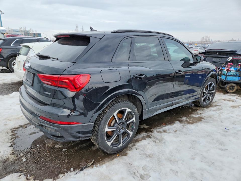 2024 Audi Q3 45 s Line Premium