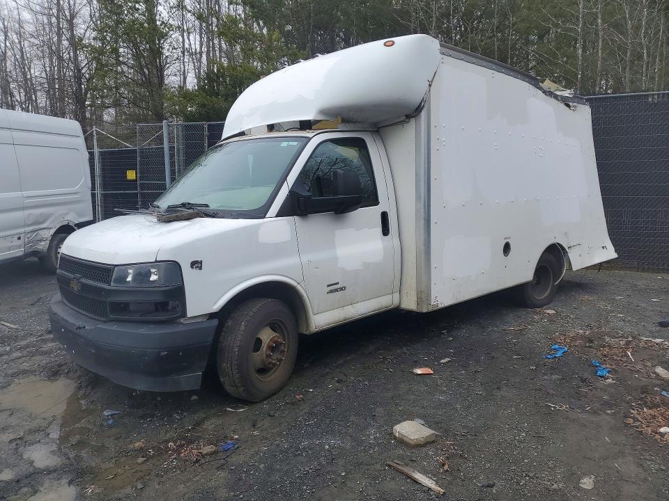 2018 Chevrolet Express Delivery Truck