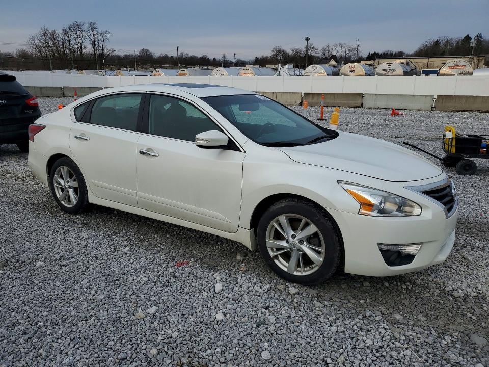 2014 Nissan Altima 2.5 sv