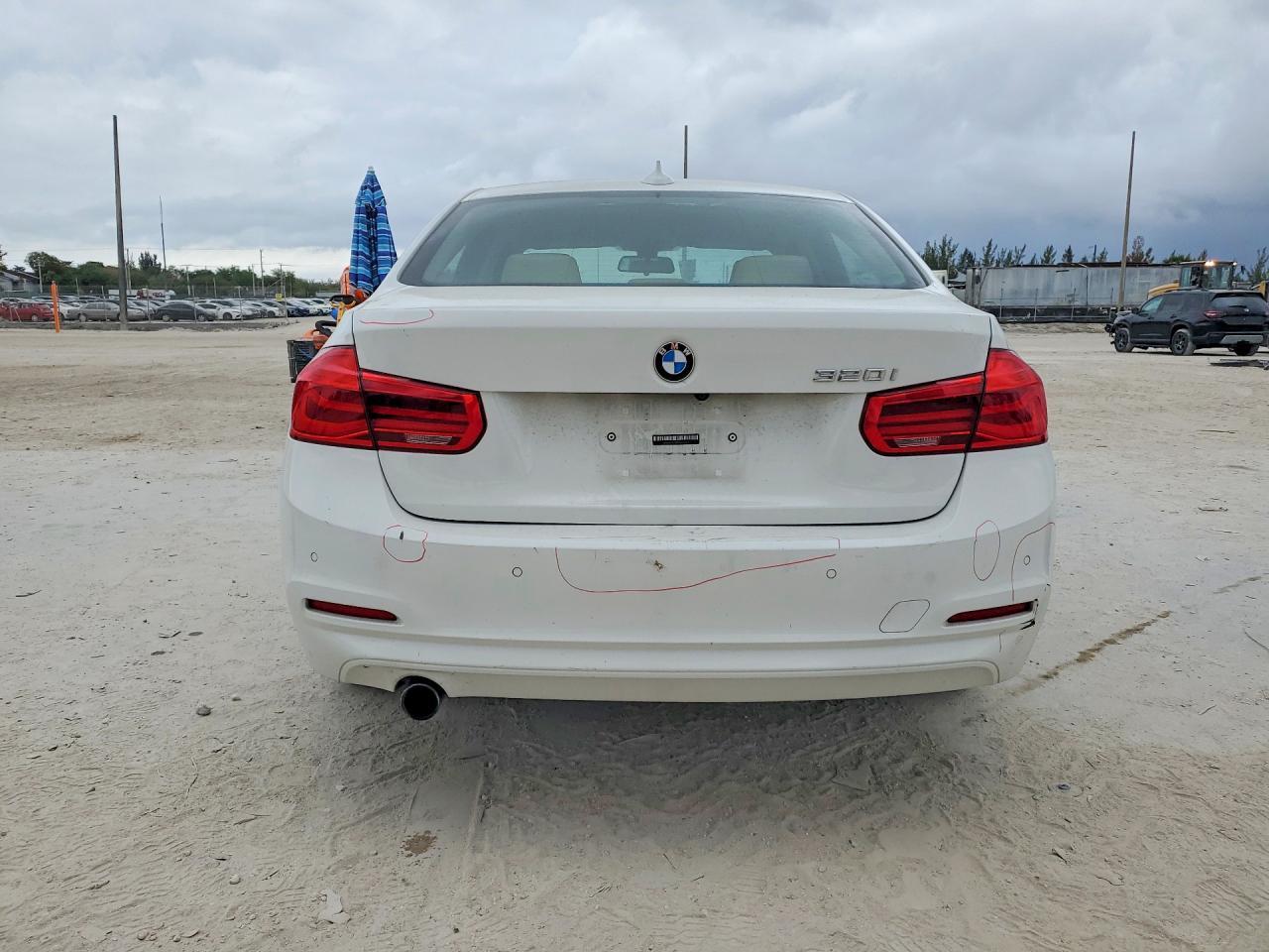 2017 BMW 320 i