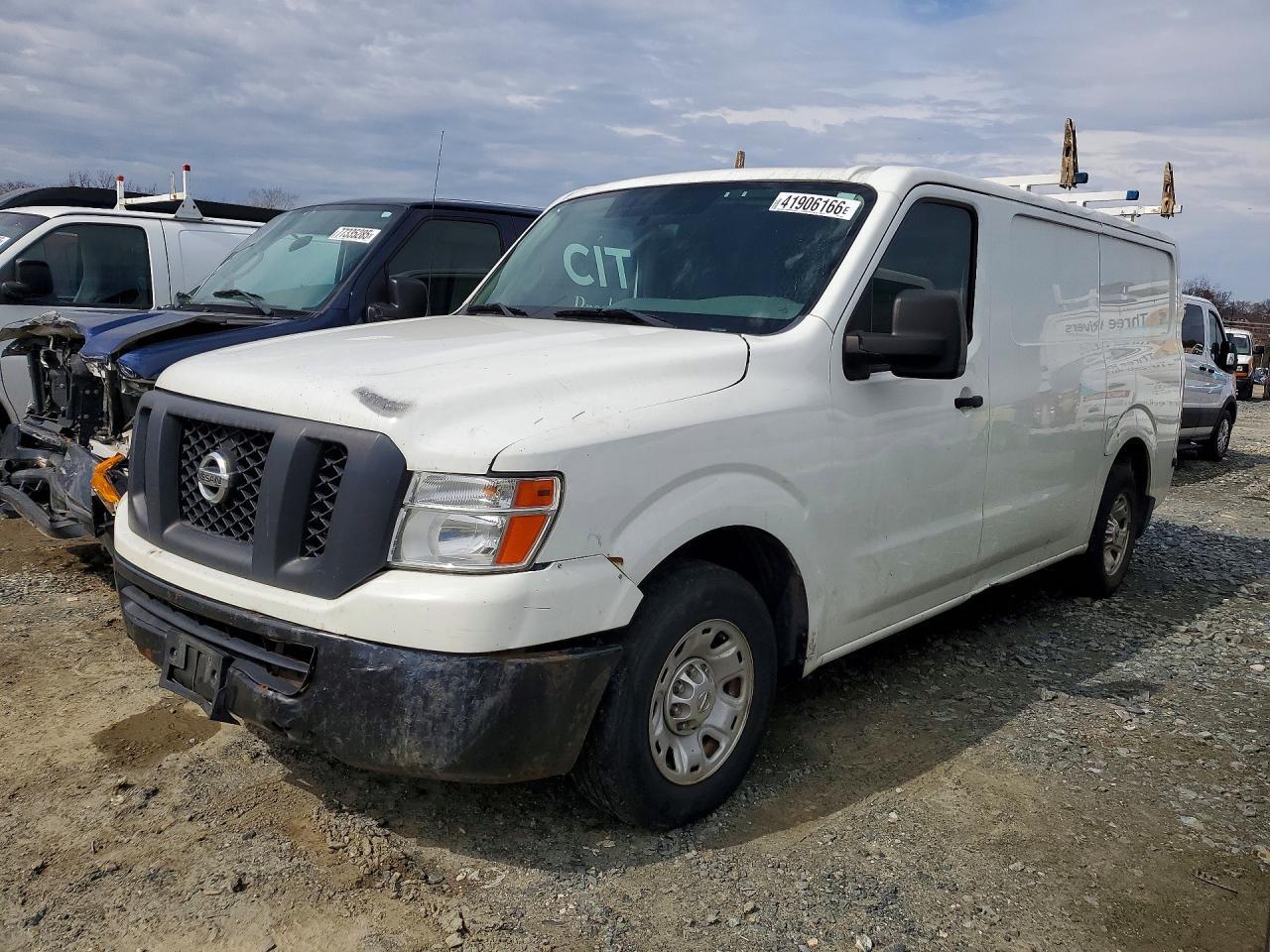 2013 Nissan NV 2500 Delivery Van