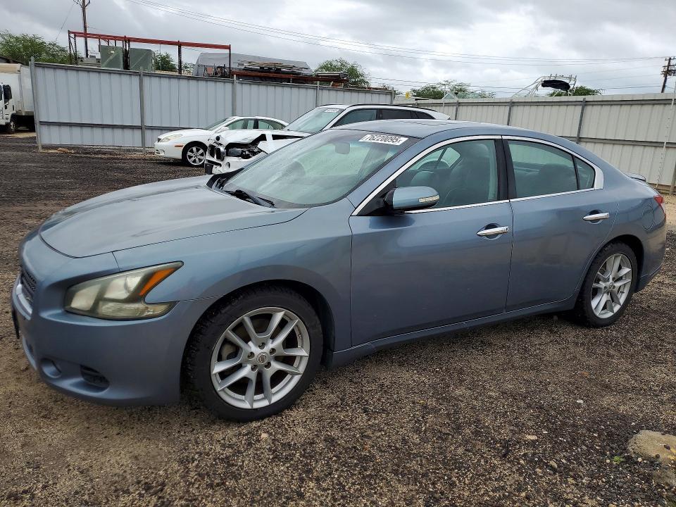 2011 Niss Maxima