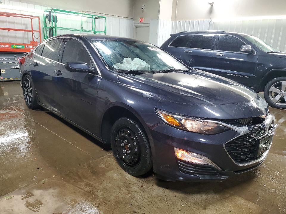 2022 Chevrolet Malibu rs