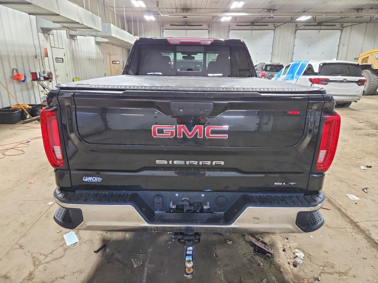 2019 GMC Sierra K1500 SLT