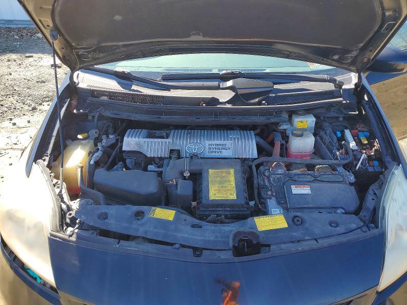 2013 Toyota Prius two