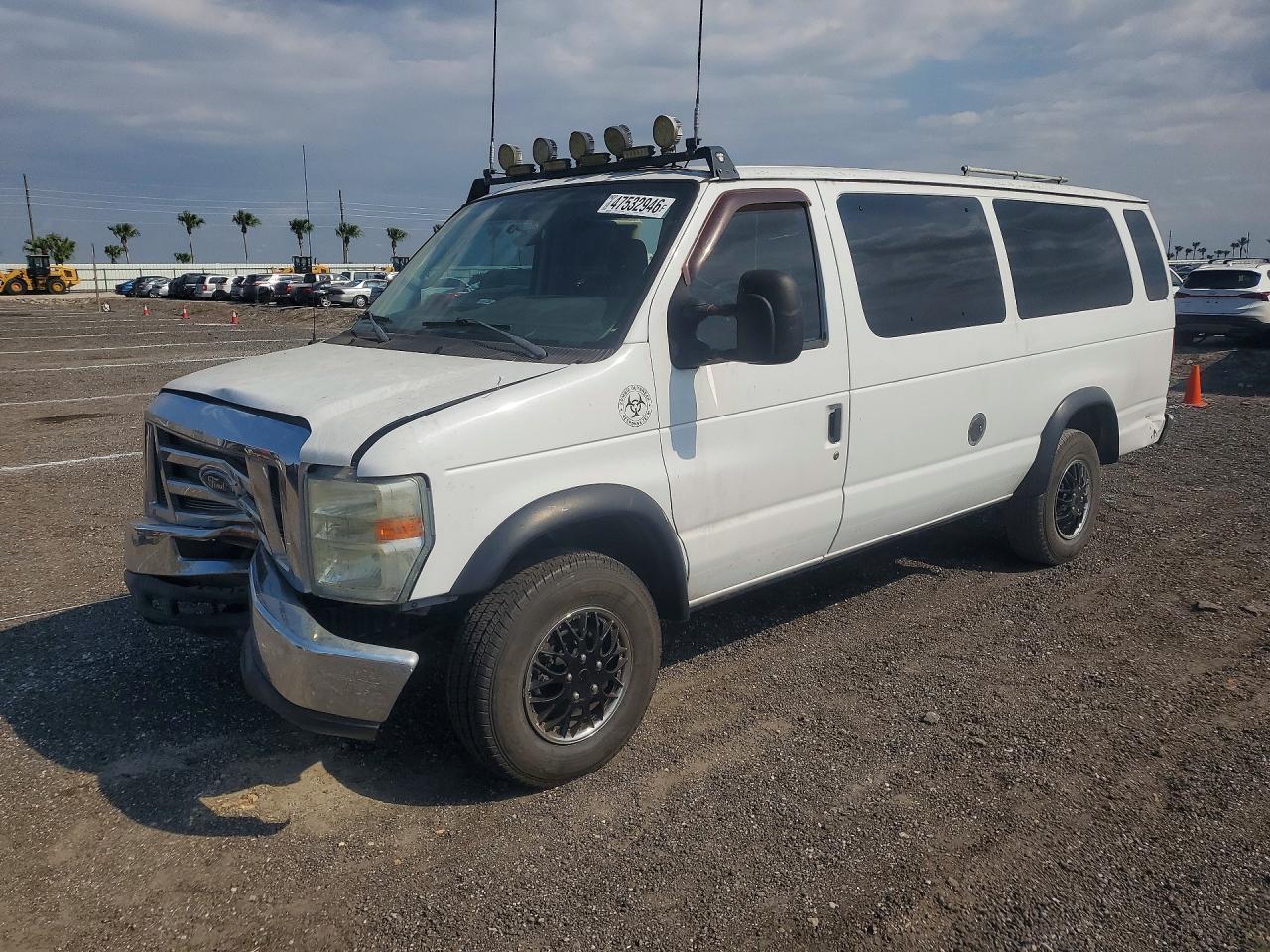 2012 Ford Econoline E350 Super Duty Wagon