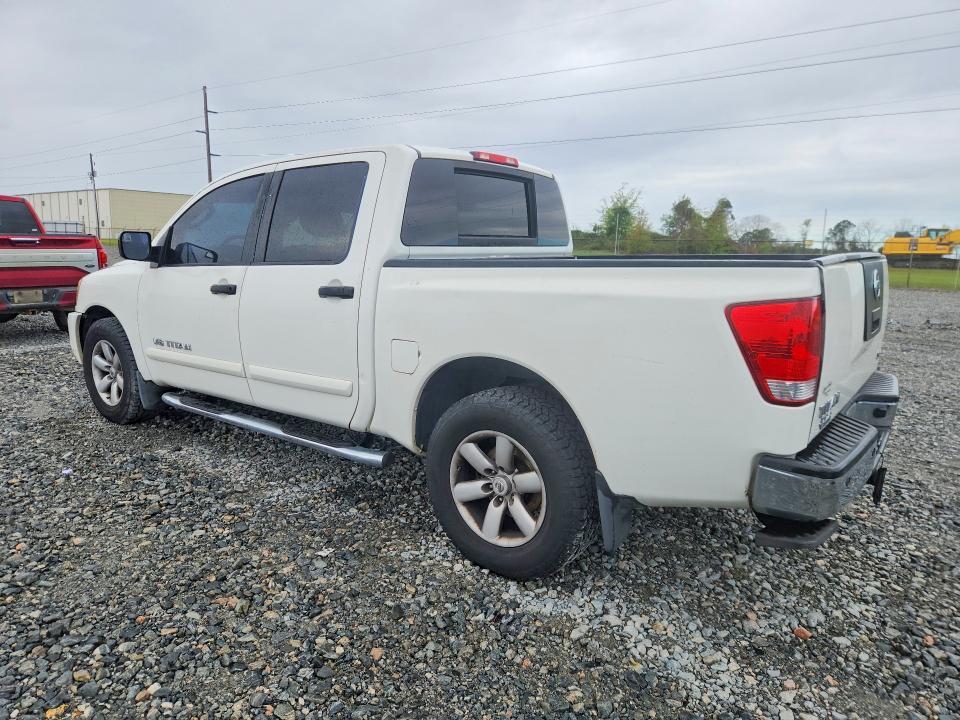 2011 Nissan Titan SV